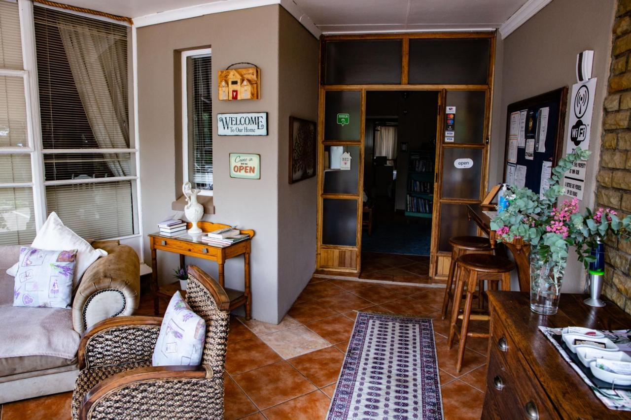 Woodpecker Guesthouse Ficksburg Eksteriør billede
